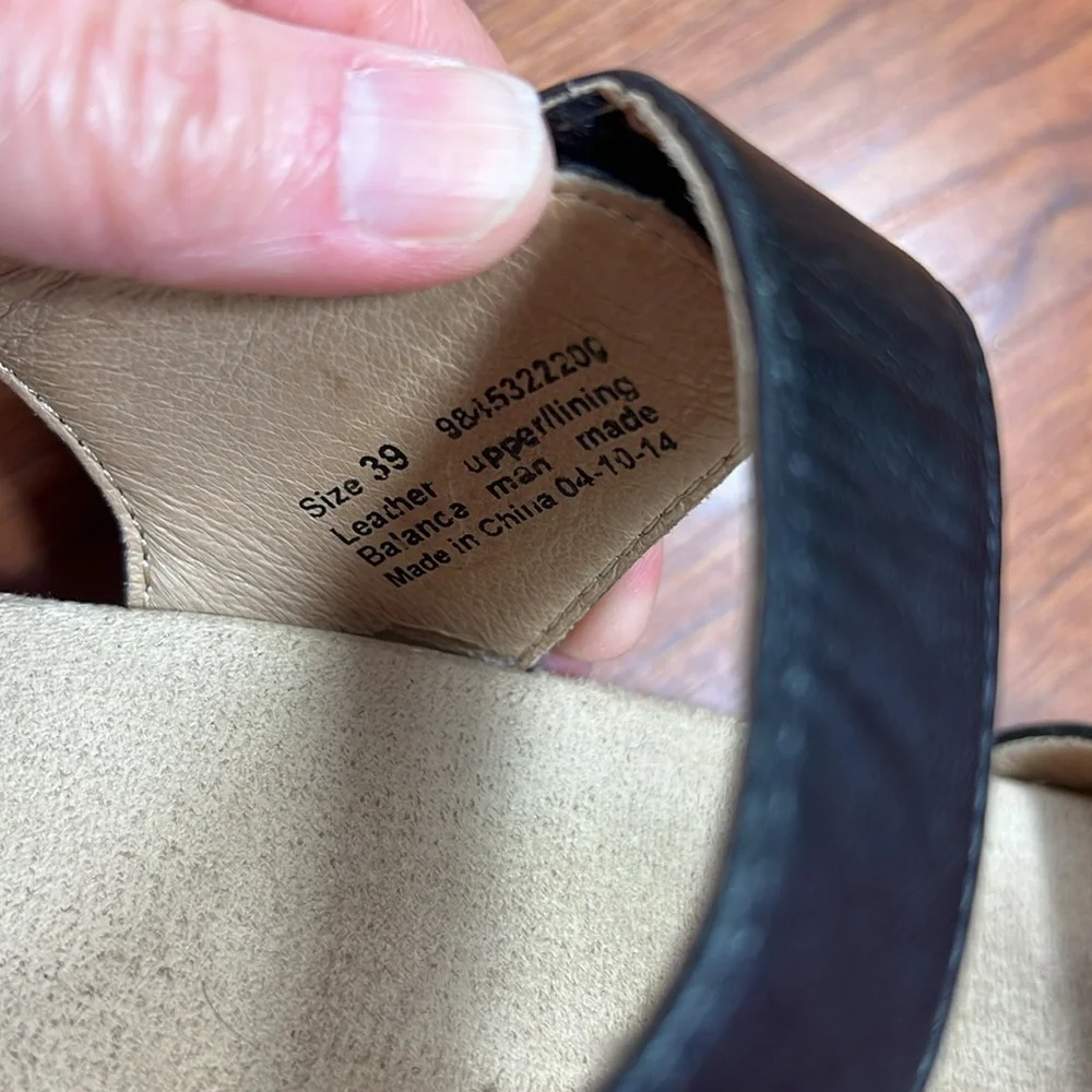 Dansko Sonnet Sz 39 Leather Sandal Wood Block Platform Black